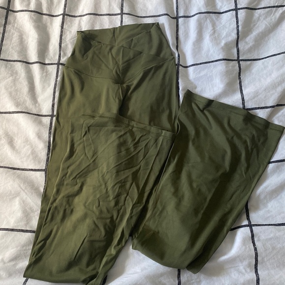 aerie Pants - offline by aerie Real Me High waisted crossover leggings **3 for 25**